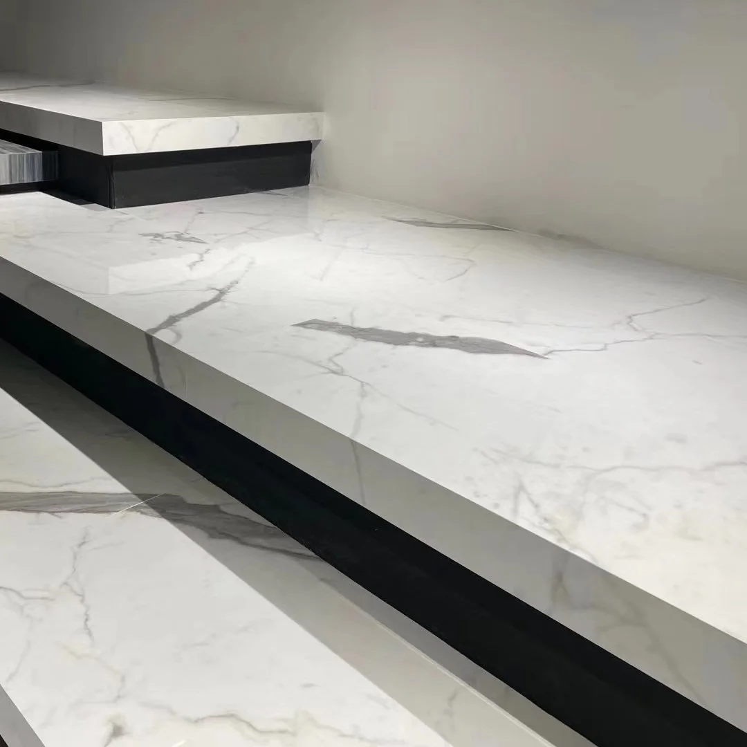 Porcelain slab for the kitchen worktops