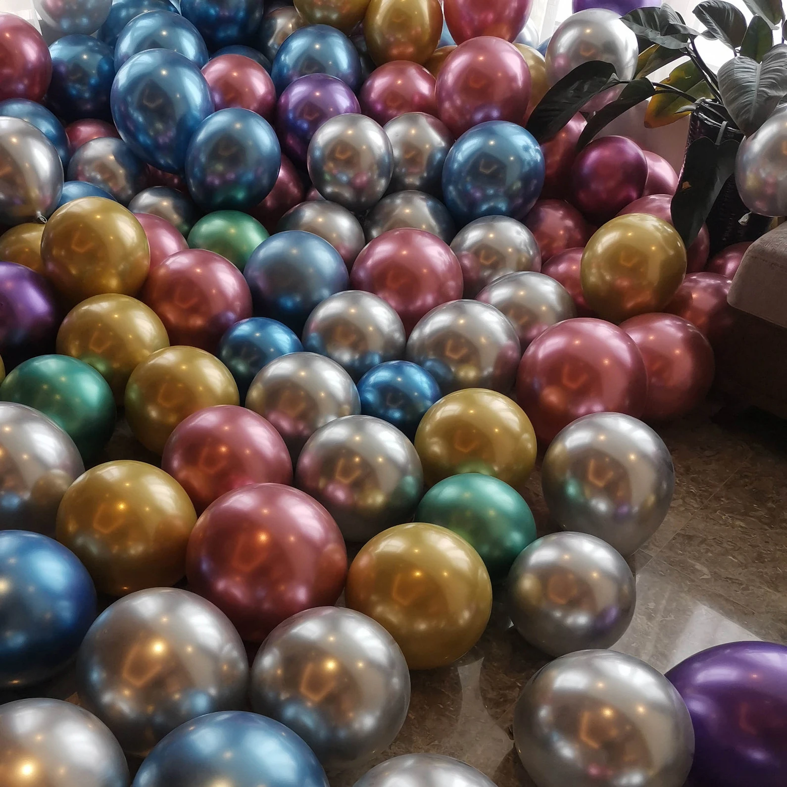 Ychon 12 inch Metallic Chrome Gold Balloons Thick Latex balloons for Birthday Wedding  Party Decorations