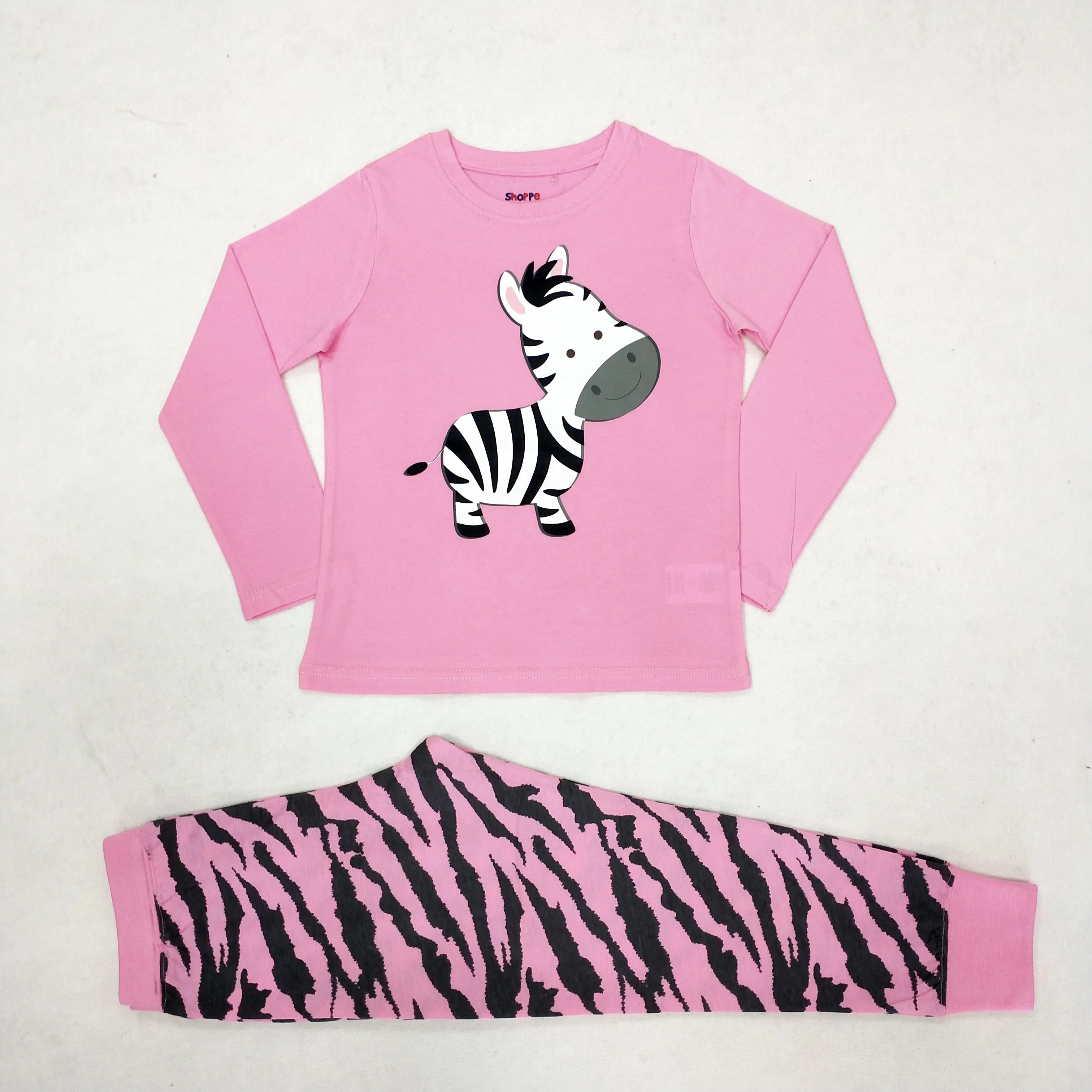 
Hot Sale 100% combed cotton soft hand feel fabric Children Pajamas girls sleepwear set with soft animal print spring and autumn 