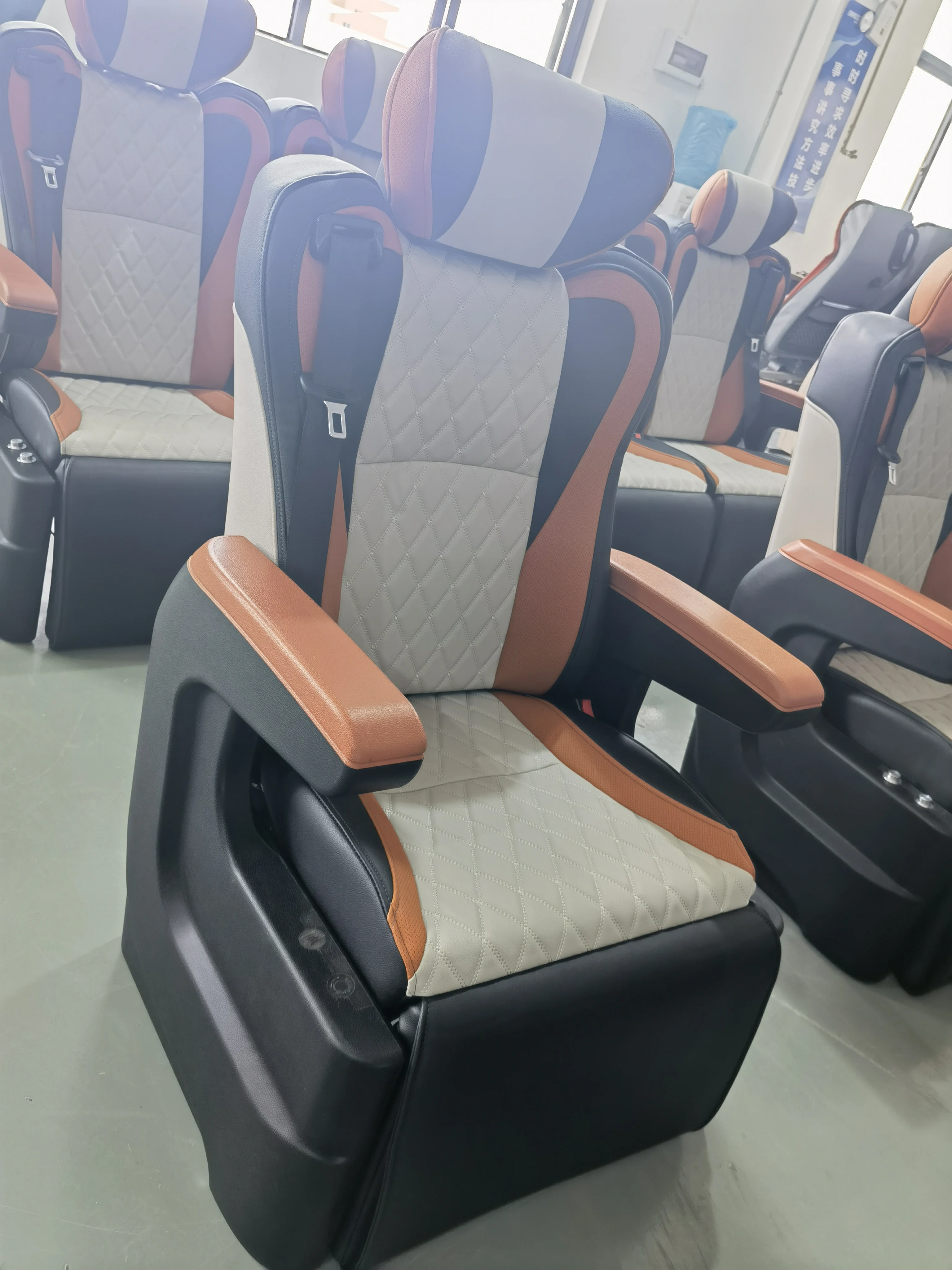Высококачественное автомобильное кресло со спинкой для vip-фургона