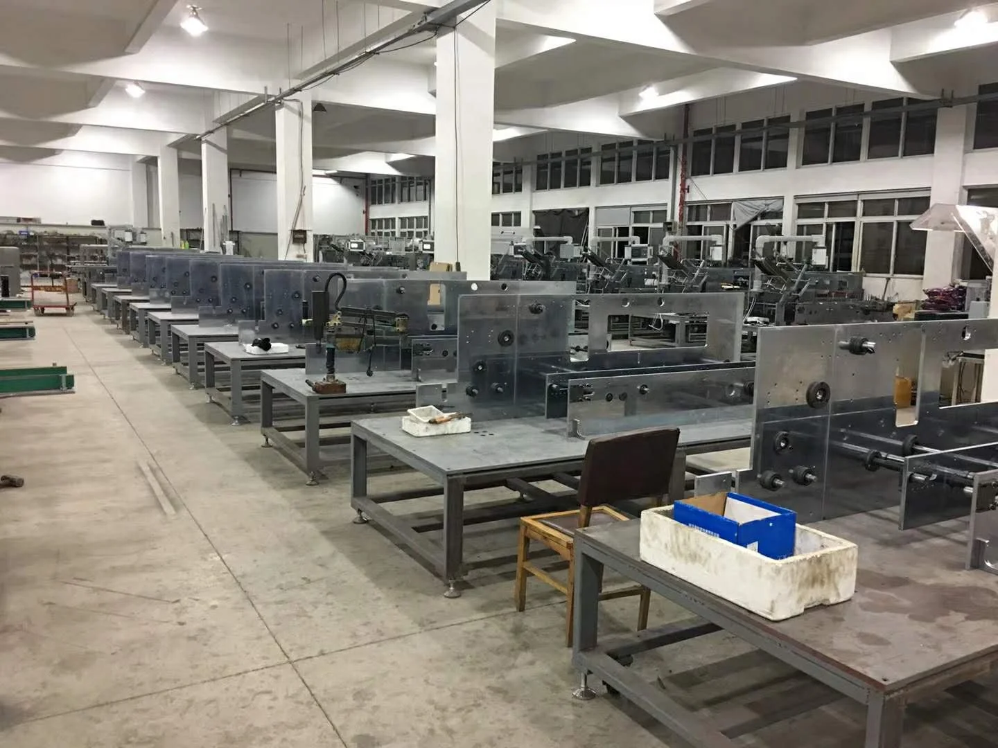 
juice box packing machine/milk carton box packaging machine/cartoning machine for medecine 