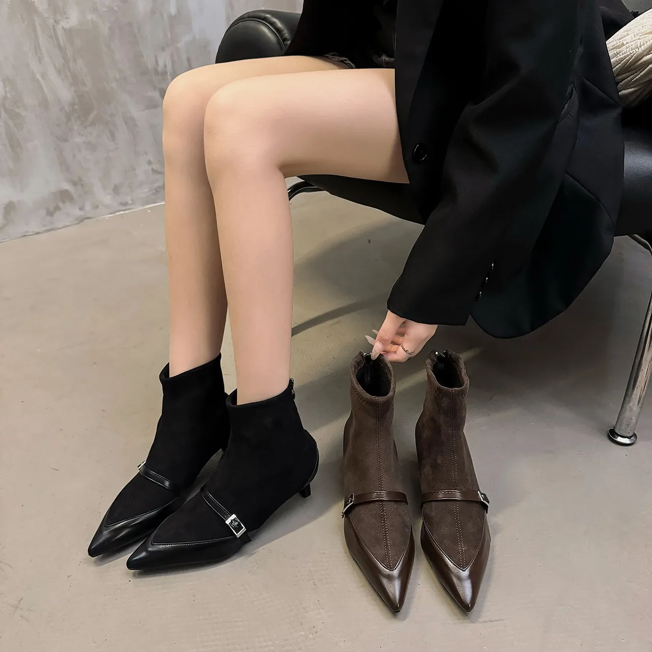 French Retro Suede Cat Heel Ankle Boots For Autumn And Winter New Pointed Elastic Sleeve Slim Boots Short Tube Boots