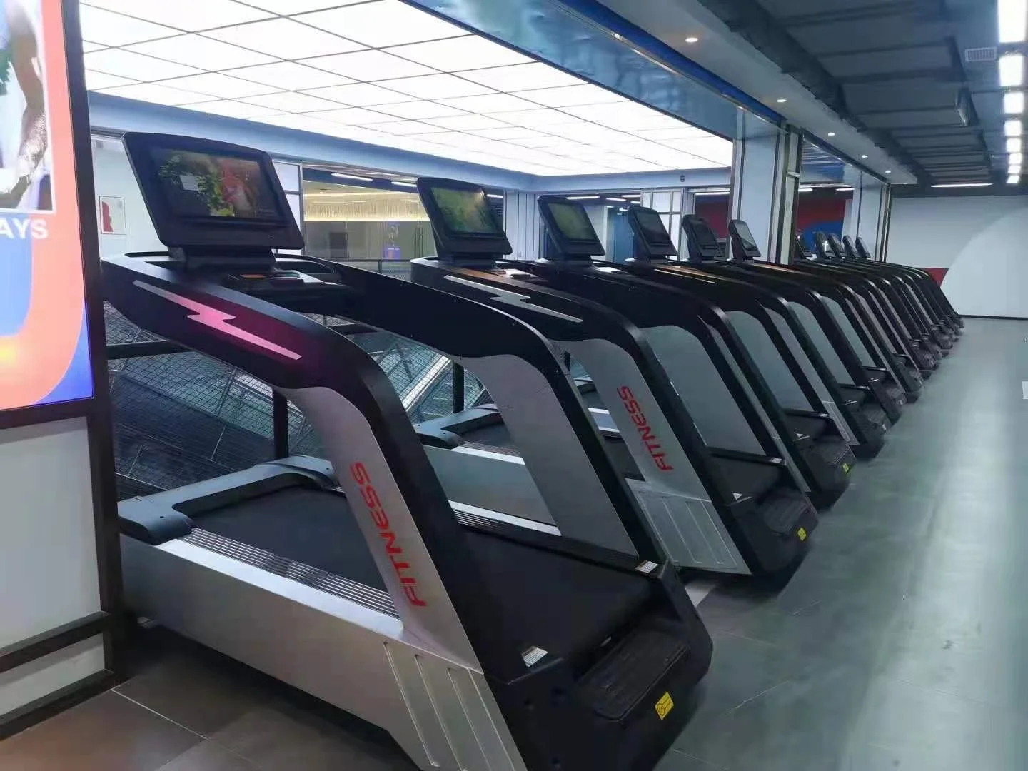 Commercial Treadmill with Heart Rate Sensor Touch Screen and TV hengqing fitness equipment Aerobic equipment treadmill