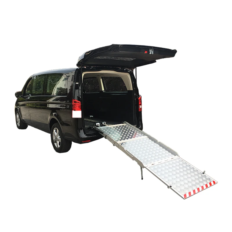 Car Wheelchair Ramp Aluminum Manual Folding Lift Ramps For Van Minivan For The Disabled Wheelchair Users Loading 350Kg
