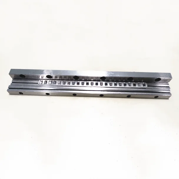 Высокая точность VR4240 V4-240-23Z ЧПУ прямолинейного движения с хорошим качеством, железнодорожных крест роликовые направляющие лифта