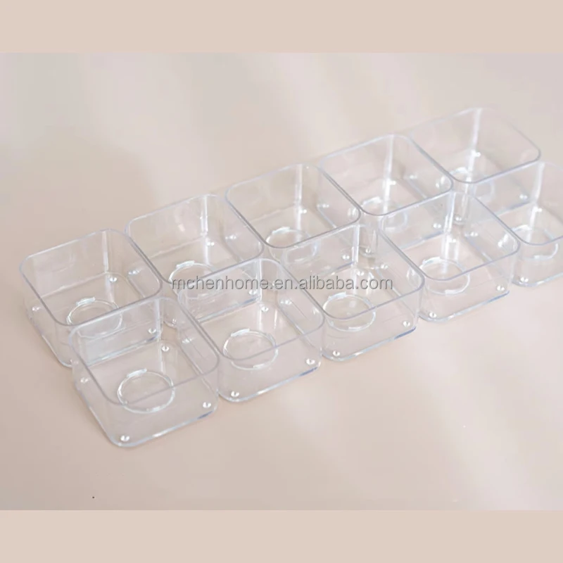 Quadrate- Shaped Plastic Flame Retardant Tealight Cups for Home Use for Christmas Candles