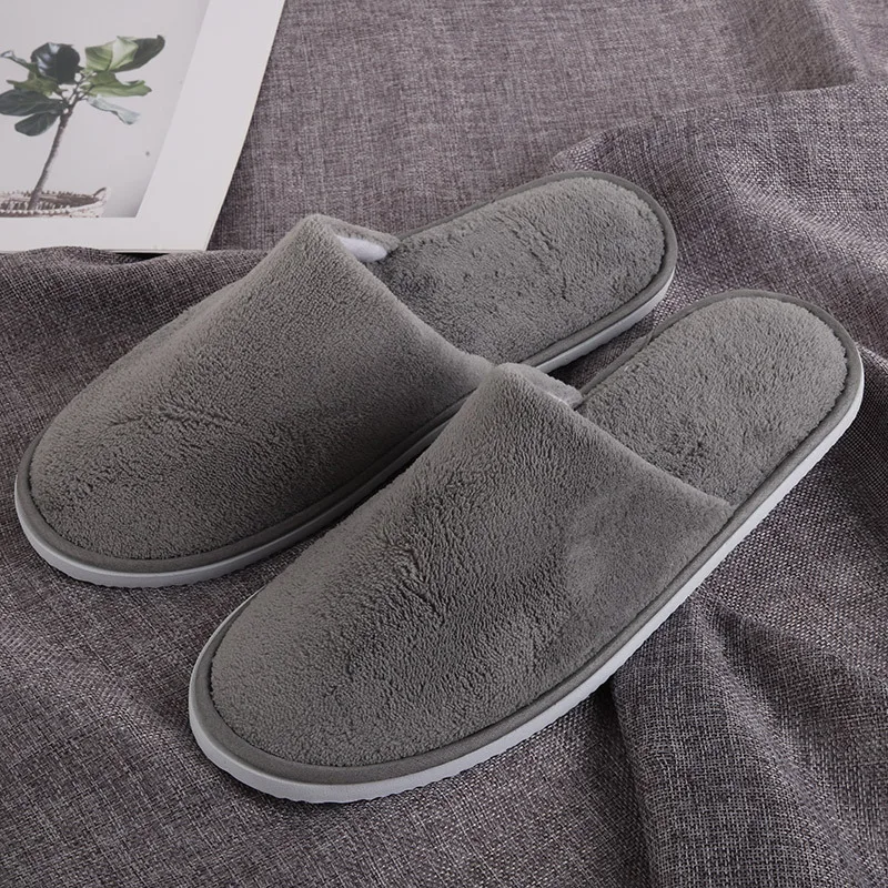 Low Moq Cheap Wholesale Hotel Spa Slippers Coral Fleece Velvet Slippers Cheap Disposable Hotel Slipper