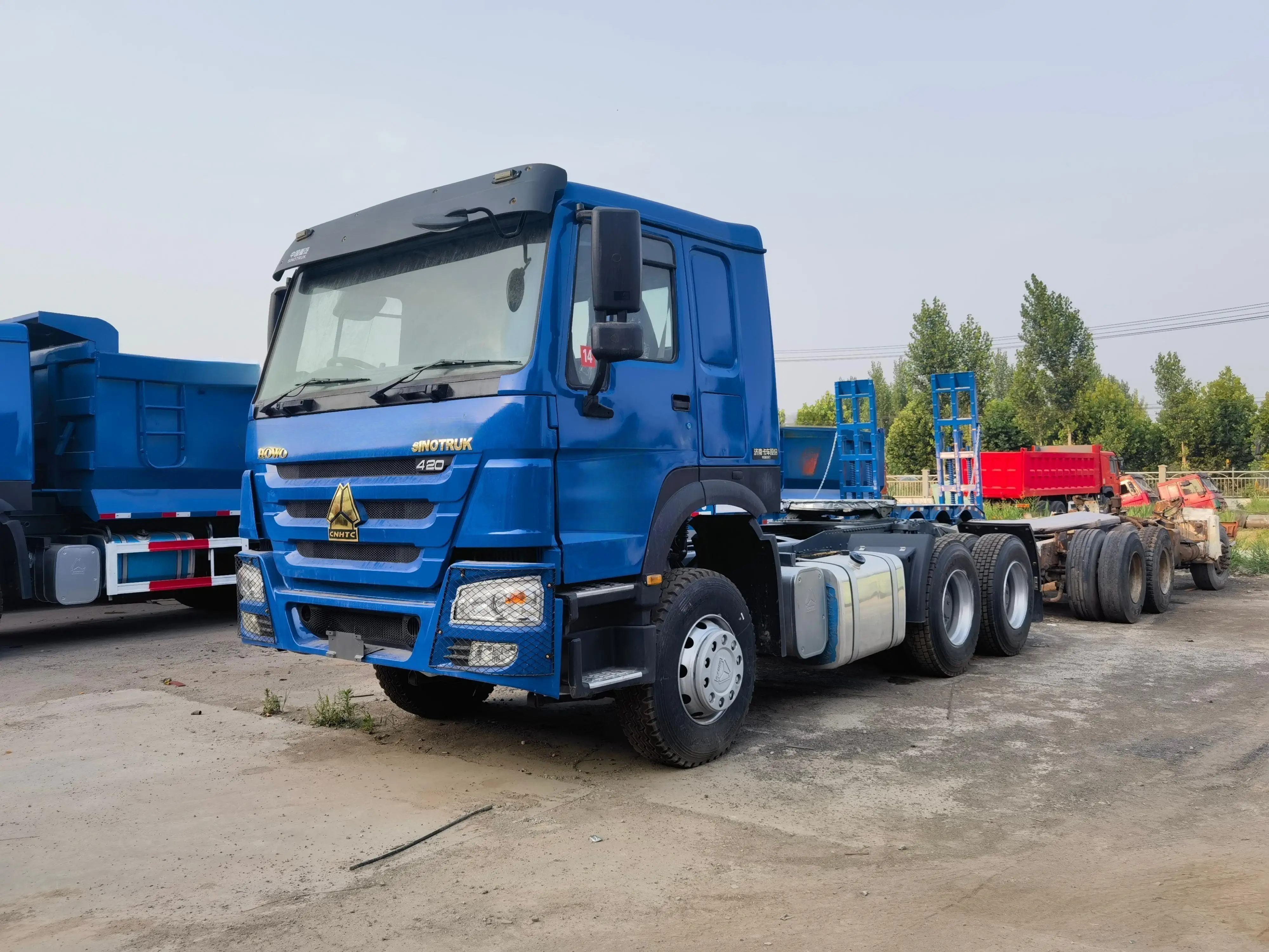 Китайский завод Sinotruk HOWO 6x4 дизельное топливо тяжелый грузовик хорошее состояние трактор Механическая Автоматическая коробка передач левое Рулевое управление