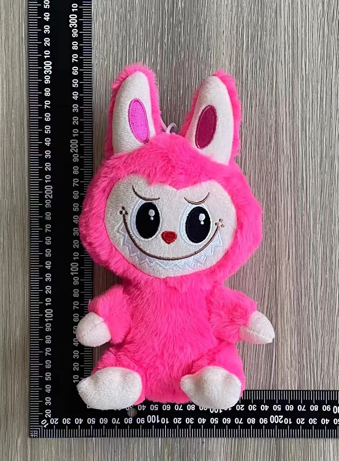 Internet celebrity cute doll labubu pendant high quality exquisite plush toy pop mart bag pendant