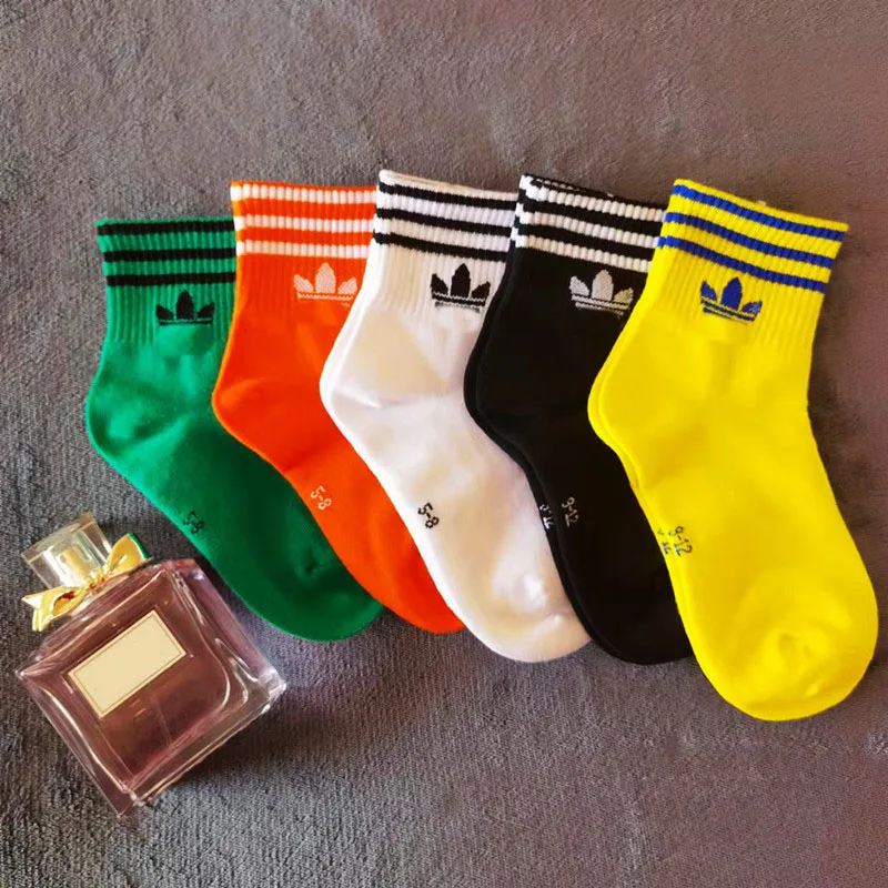 Boys and Girls Below The Ankle Fit Durable Athletic Cushioned Low Cut Socks for Kids
