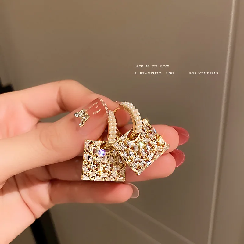 accessories women Small Gold Earrings Designs Crystal Diamond For Party Girls Pearl and diamond bag earring fine jewelry