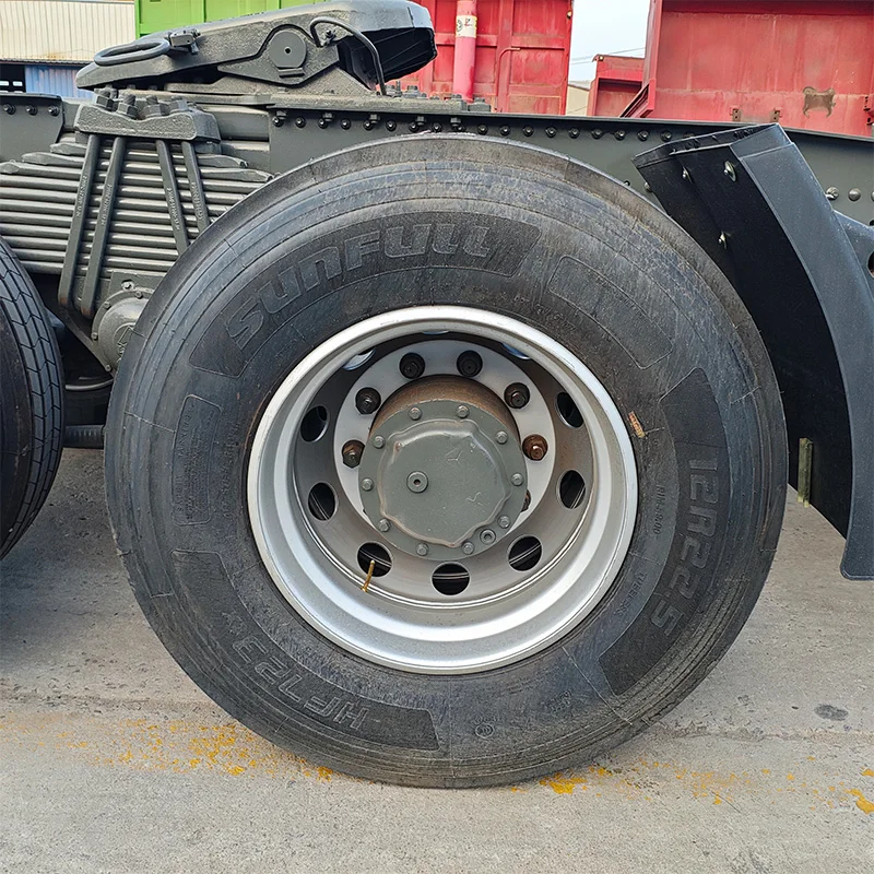 sinotruck used 6x4 truck trailer euro 2 diesel tractor truck sale low price