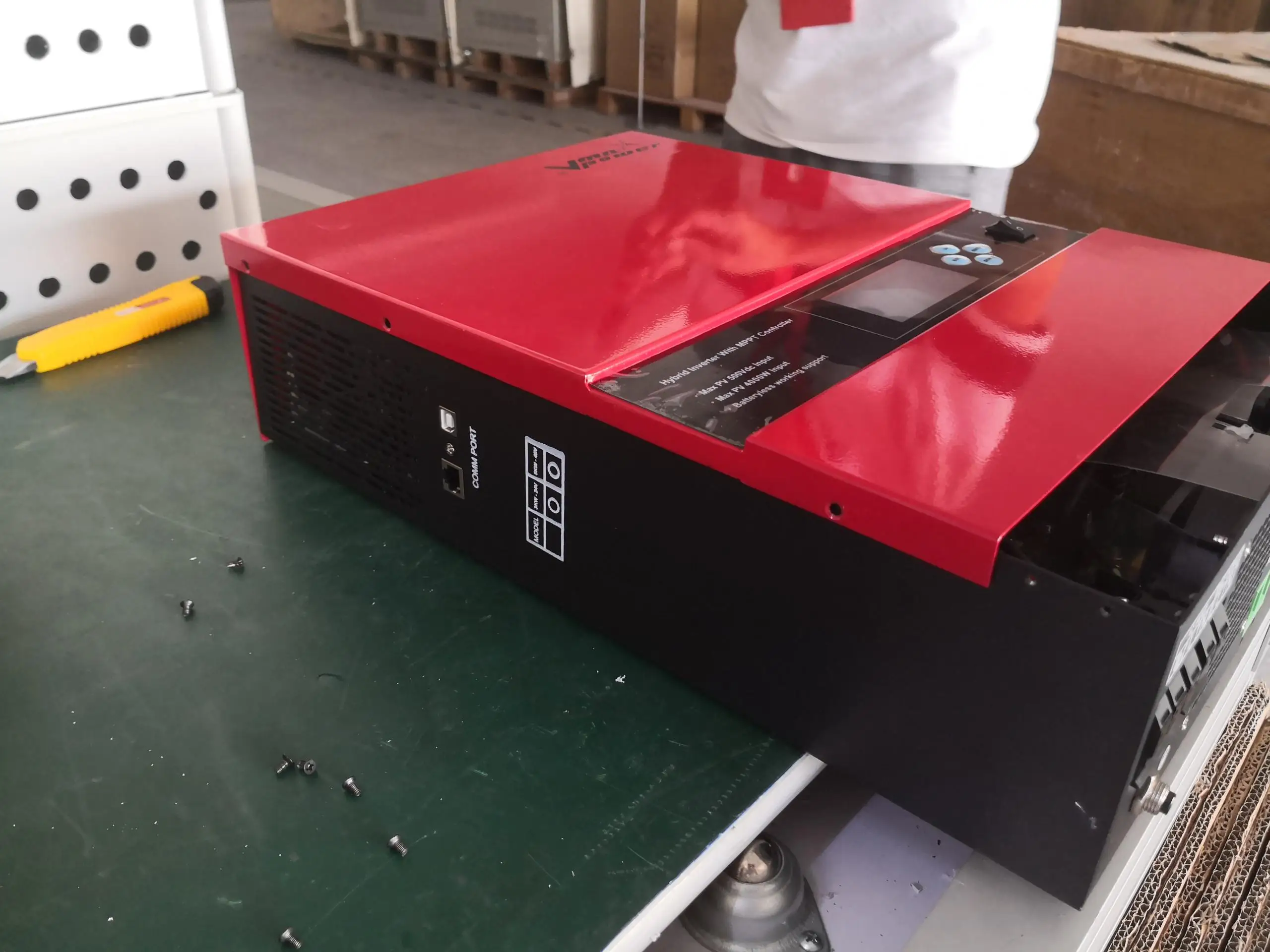 Vmaxpower Hybrid solar Inverter for 3000W 5000W Solar System Pure Sine Wave Voltronic 230V  Inverter converters