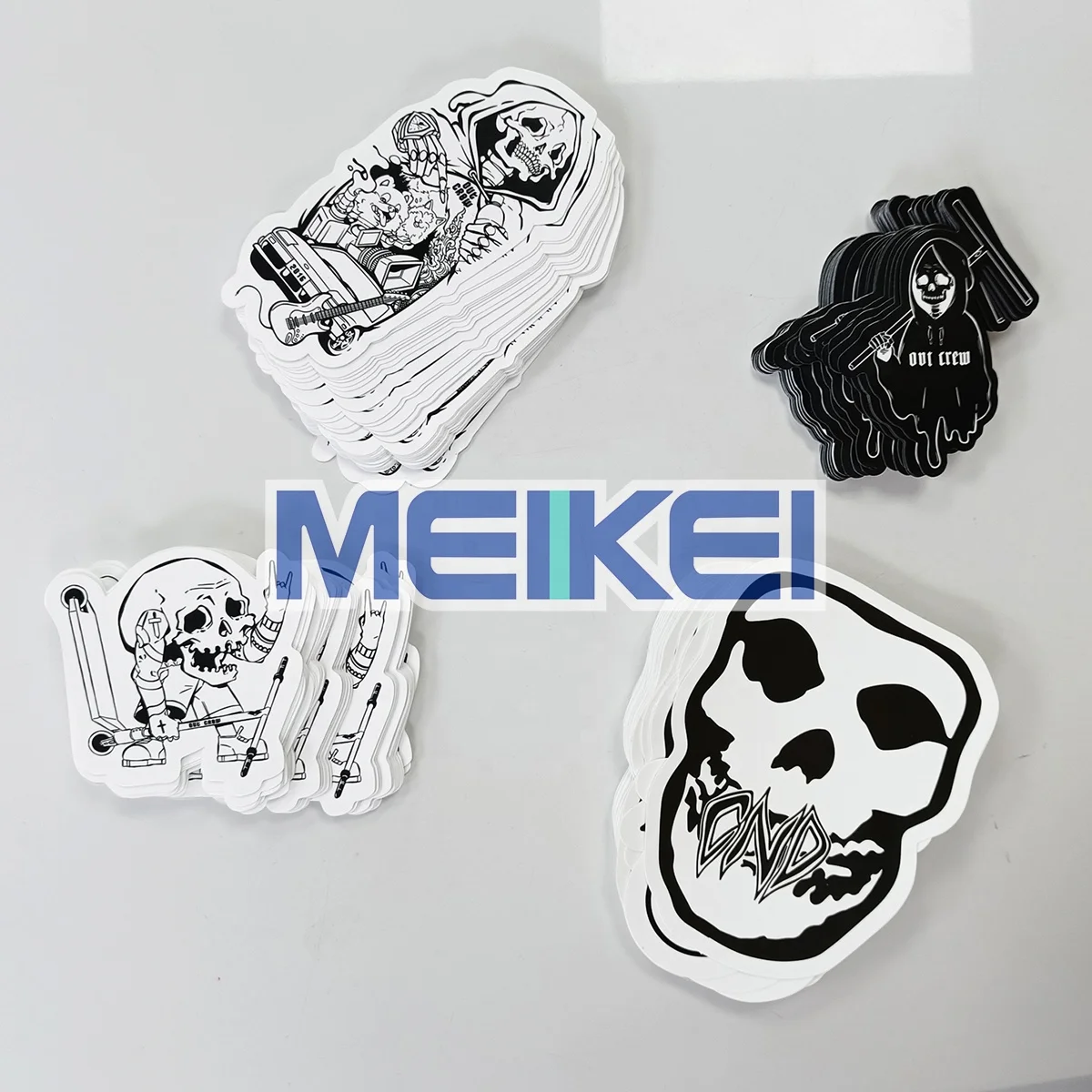 Printing UV Resist Vinyl Waterproof Durable Sticker PVC Weatherproof Self-Adhesive Die Cut Logo Custom Logo Label Stickers