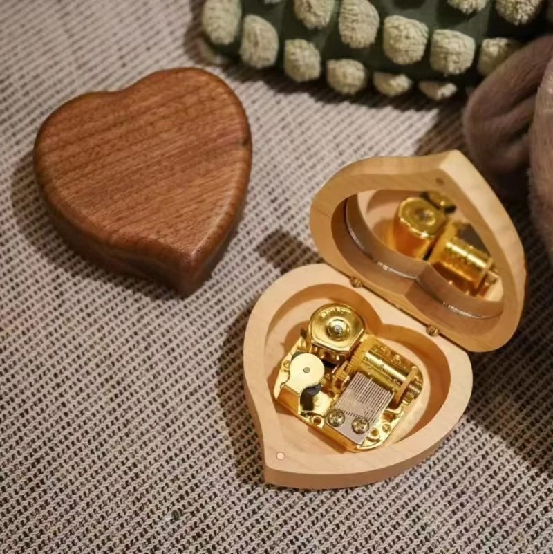 Новый дизайн профессиональная Персонализированная деревянная уникальная романтическая музыкальная шкатулка для особых случаев и домашнего декора