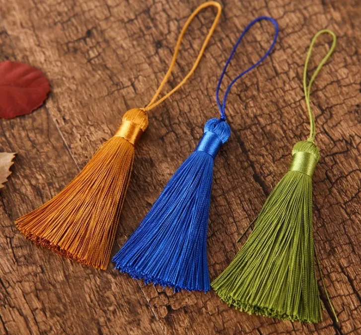 8cm Short fat tassel polyester ice thread tassel for bookmark key chain
