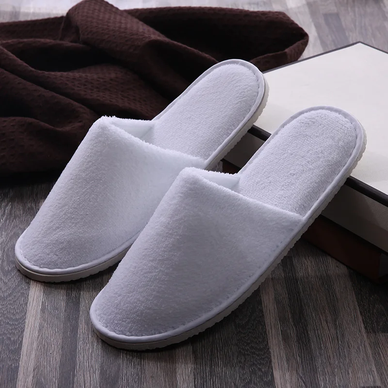 OEM Custom Logo Modern design luxury hotel room amenities slippers manufacturer plain nap cloth shoes disposable spa slippers