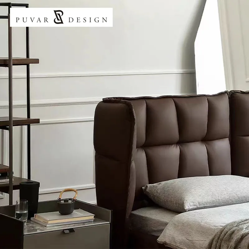 Full bedroom Leather double bed Modern simple Master bedroom queen bed solid wood light luxury