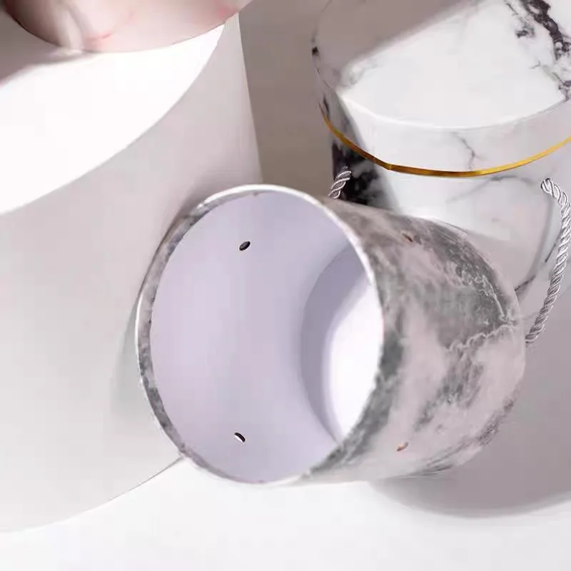 Hot gold foil Marble Delicate appearance suitcase cardboard paper round makeup wedding flower wrapped gift box whit handle