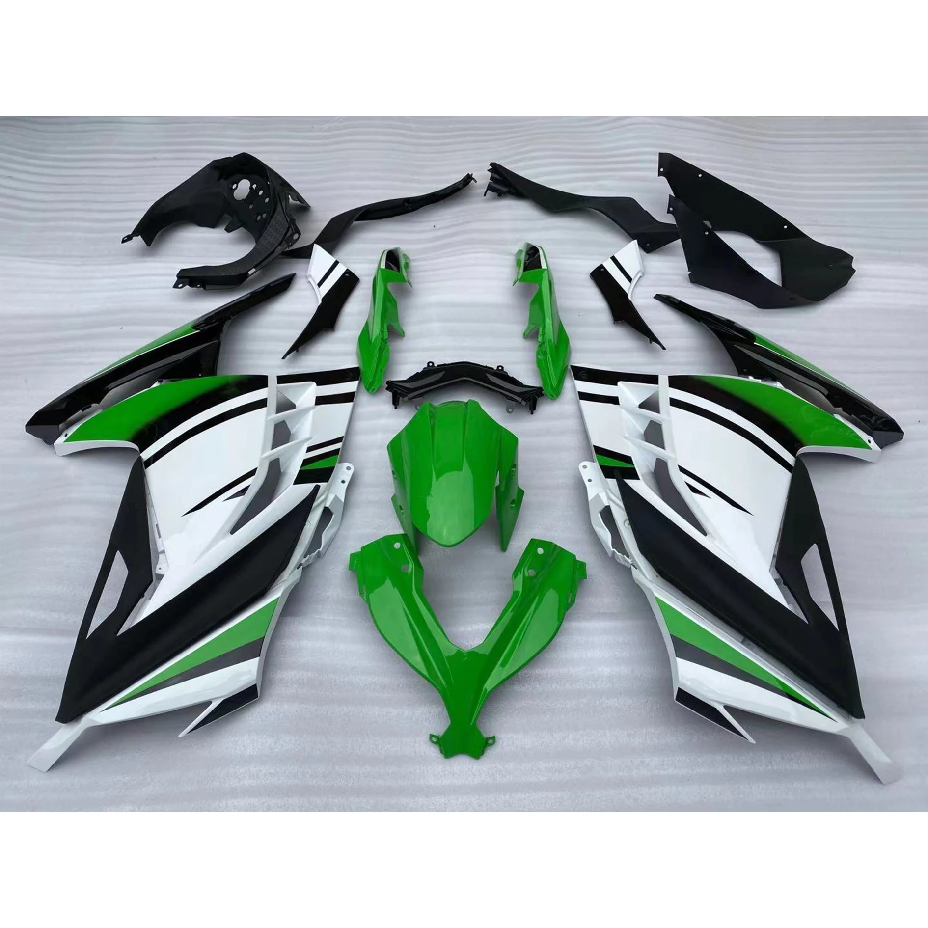 2021 WHSC зеленые белые и черные аксессуары для мотоциклов KAWASAKI NINJA 300, индивидуальный Корпус Корпуса из АБС-пластика, комплект обтекателей
