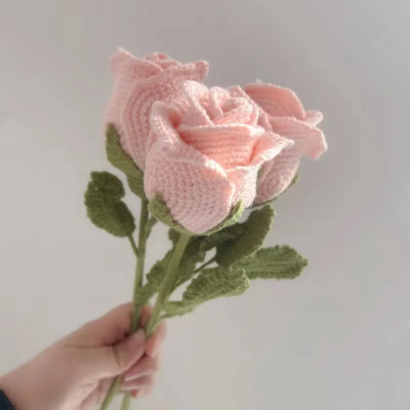 wholesale colorful  Handmade Crochet knitting woolen yarn Artificial red rose Bouquet for gift