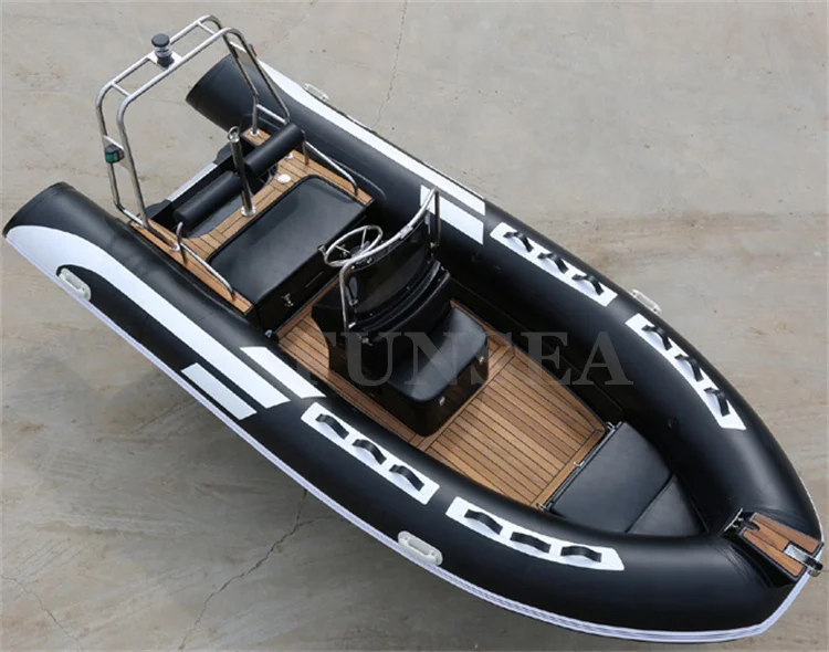 Cheap price 16ft 4.8m 4 person deep v PVC semi rigid fiberglass hull inflatable fishing leisure speed rubber RIB boat with motor