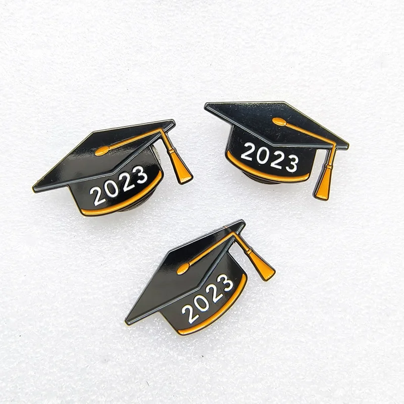 Free Mold SDGs Pin Badge 17 Colors Sustainable Development Goals Brooch Enamel Pin for Backpack Clothing Hat Decoration