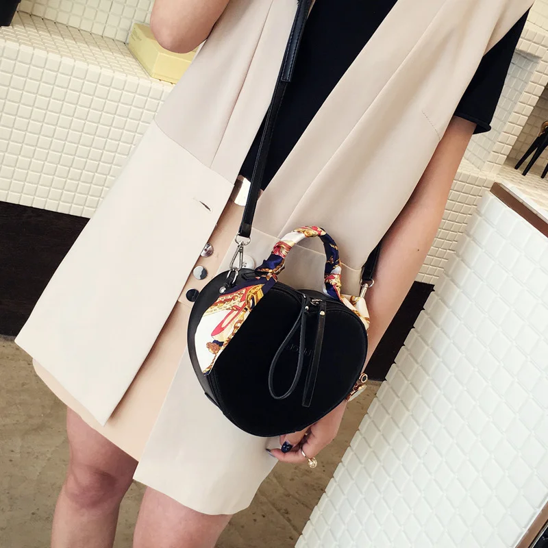 
2021 High Quality New Design Women Designer Fashion Handbags Girls Mini Messenger Bag Chain Handbags Women Bags 