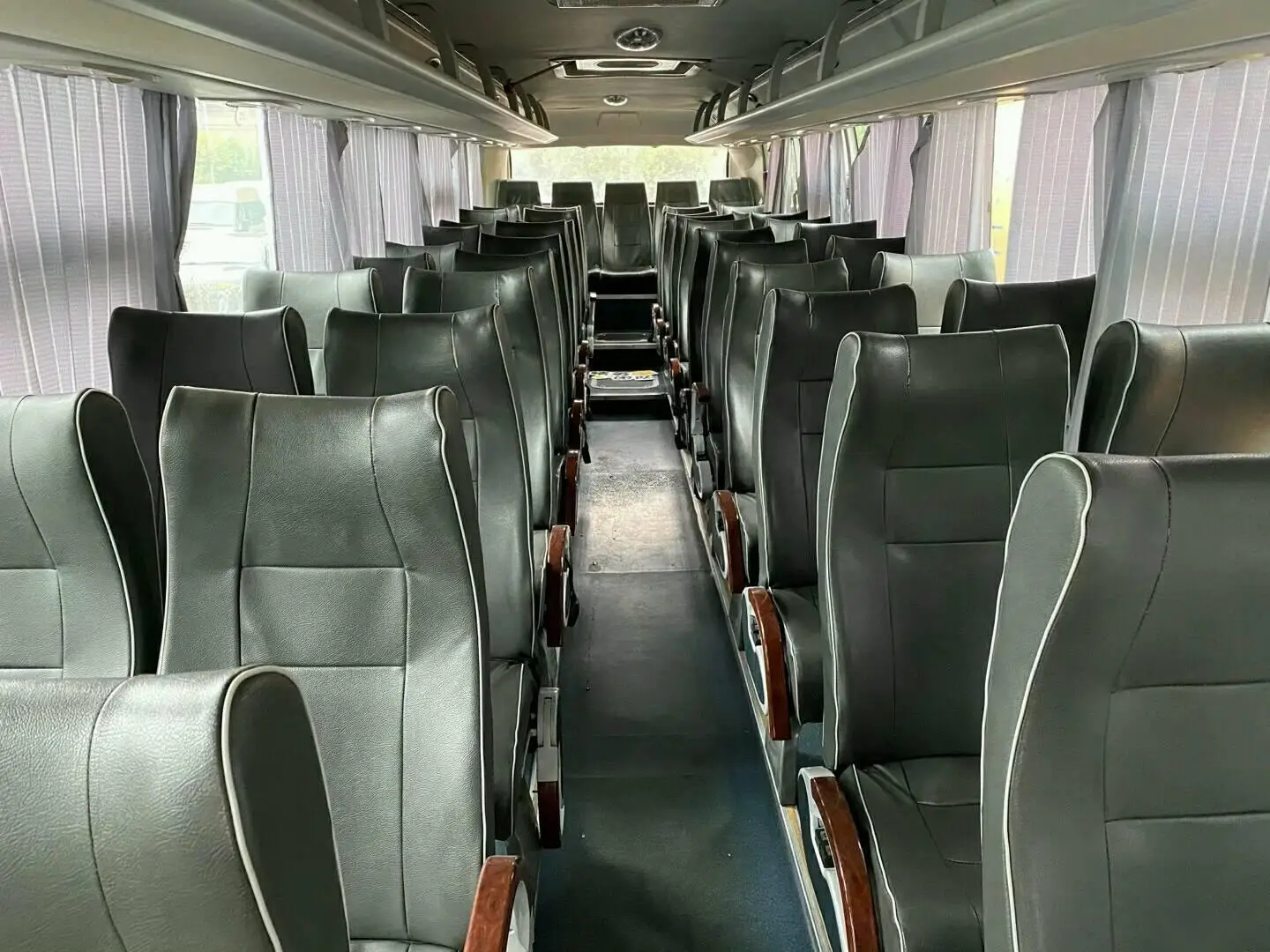 China Zhongtong Bus 47 Seaters Passenger Coach Bus Price Bus de Transport Occasion Senegal