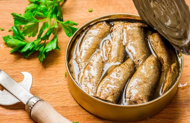 Консервированные сардины в