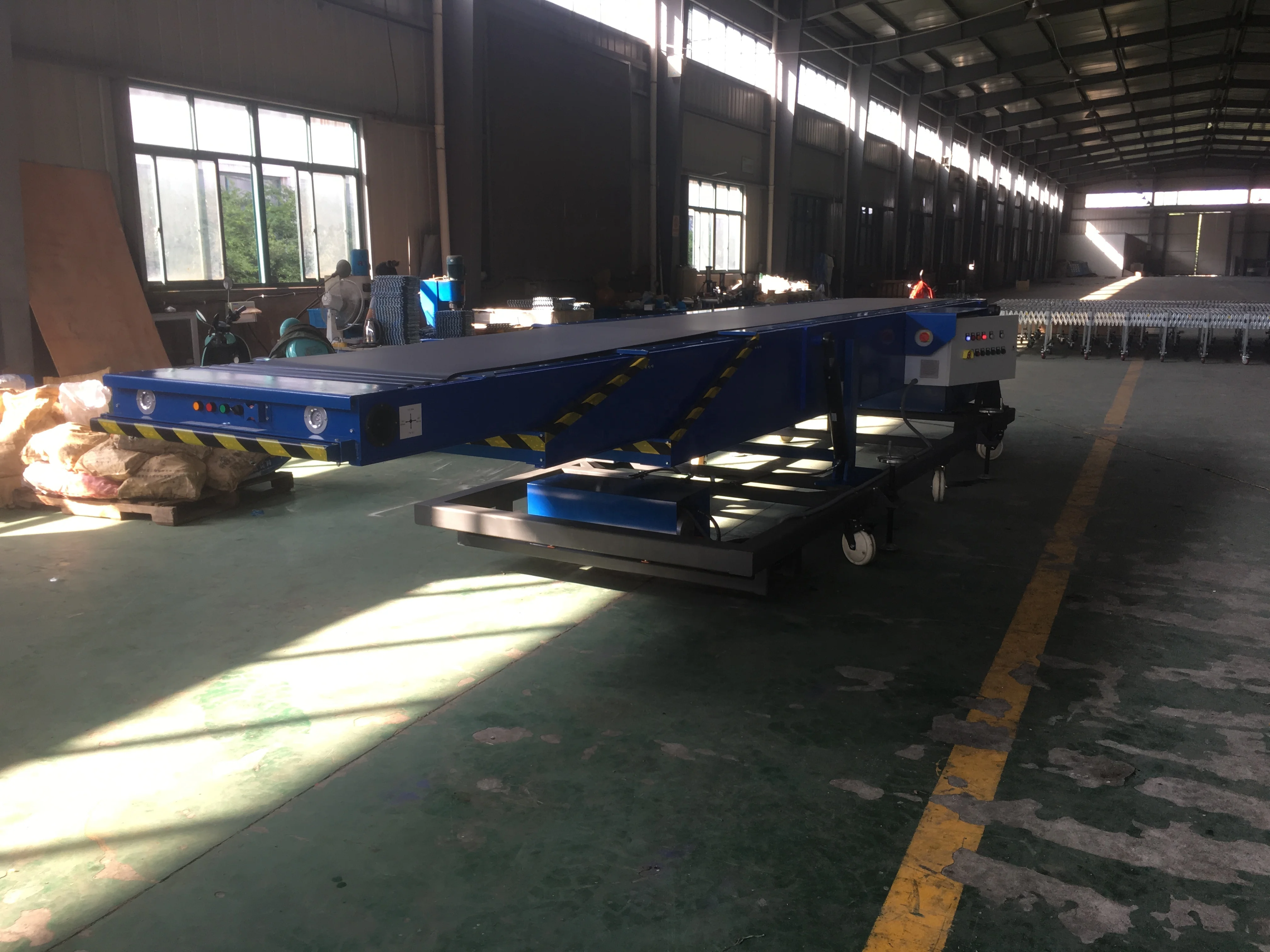 Telescopic belt conveyor loading&unloading conveyer used for truck 40FT