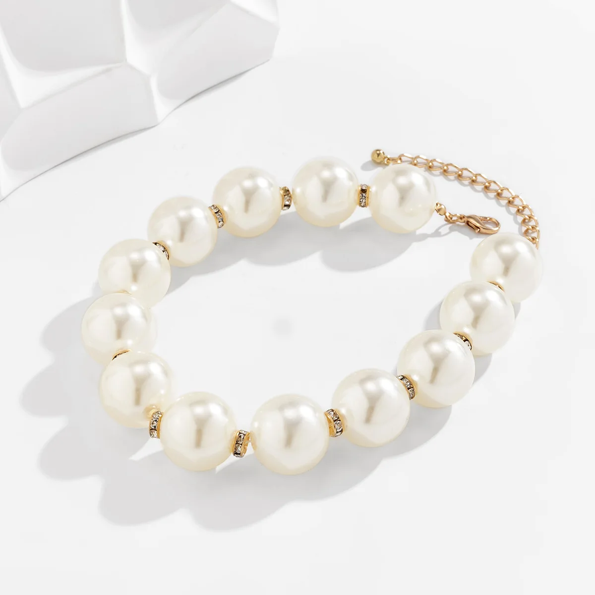 Fashion Pearl Beaded Versatile Necklace Jewelry with Personalized Rhinestone Design Imitation Pearl Necklace Jewelry