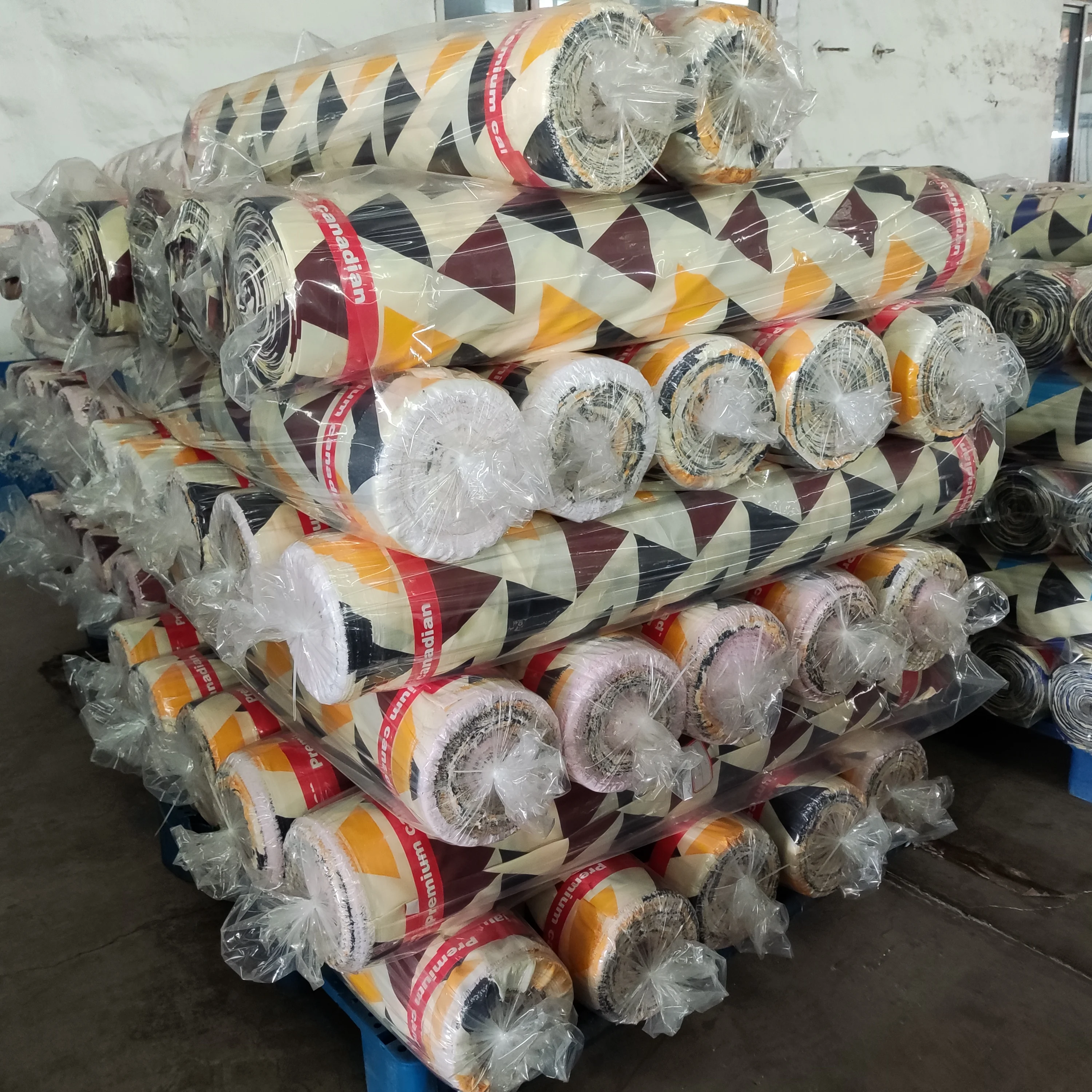 super soft quilts fabric wholesale sleeping quilts fabric bedding quilt raw material with 100% polyester fabric