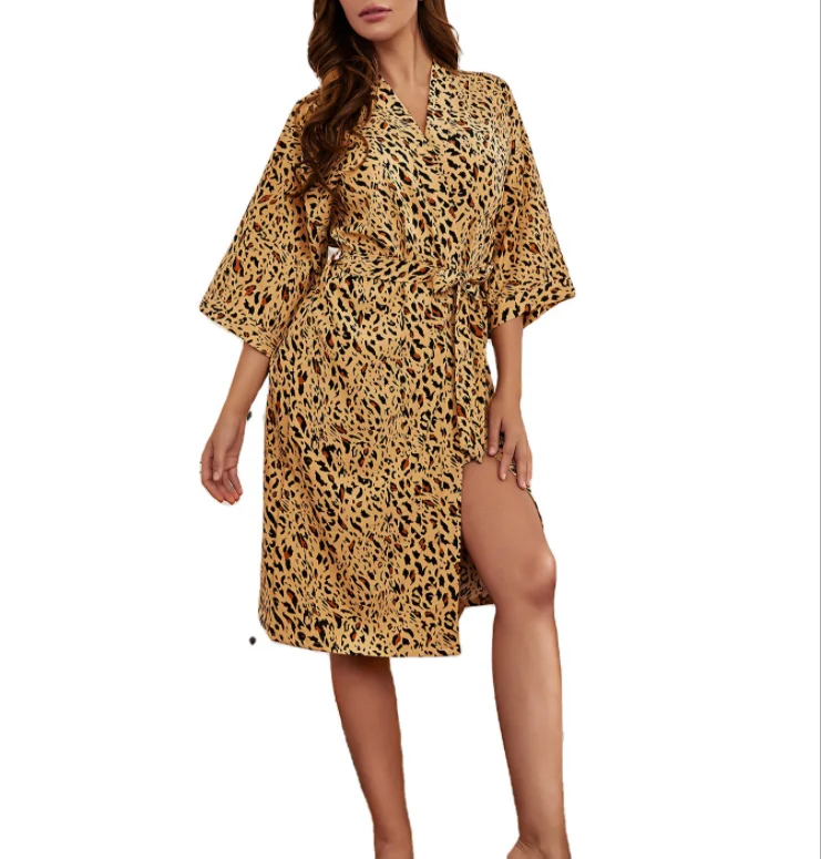2020 autumn New fashion sexy pajamas cozy leopard cotton v-neck laced trim long sleeve robes for women silk pyjamas women