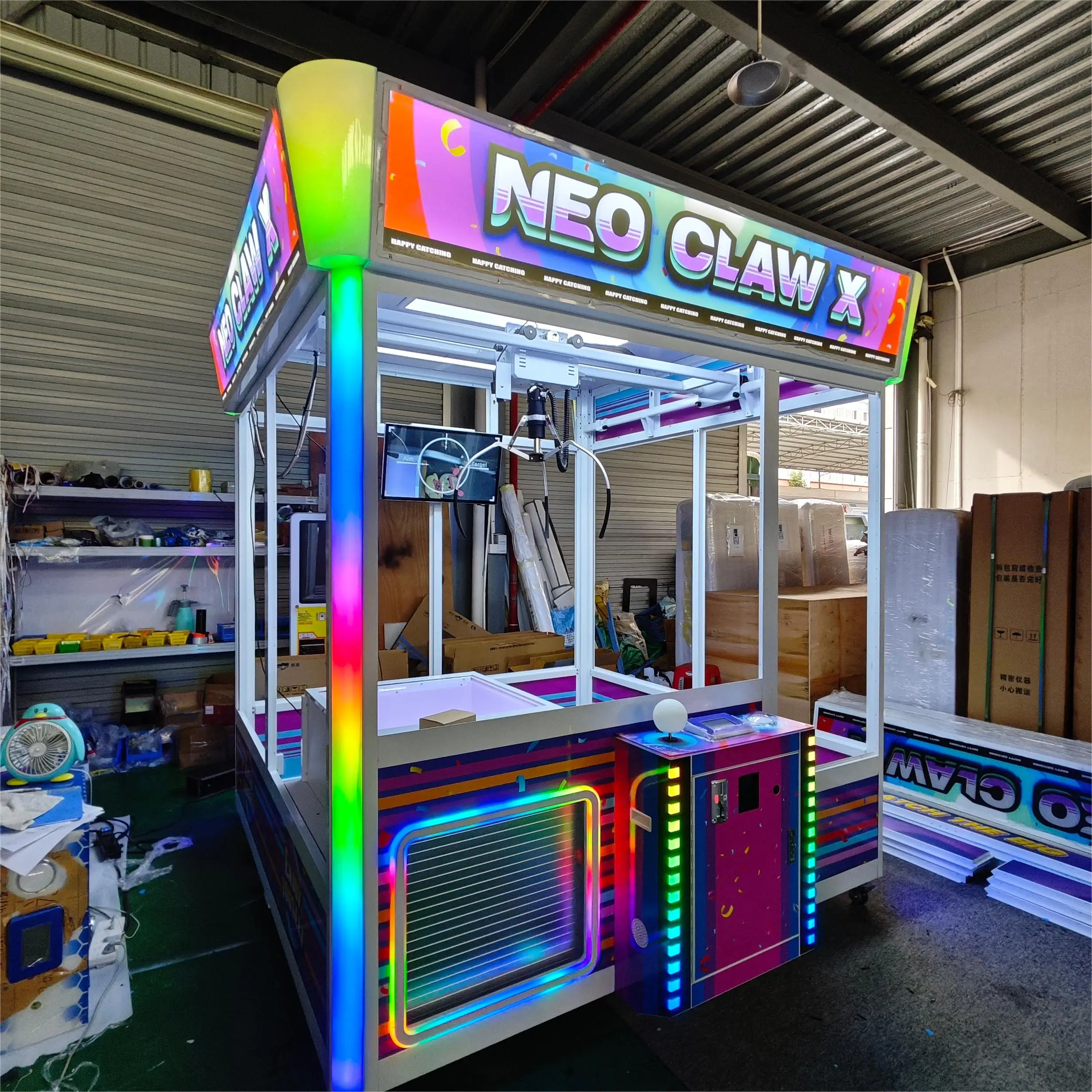 Factory supply claw machine big game crane metal case large plush toy prize grabber for arcades amusement rides