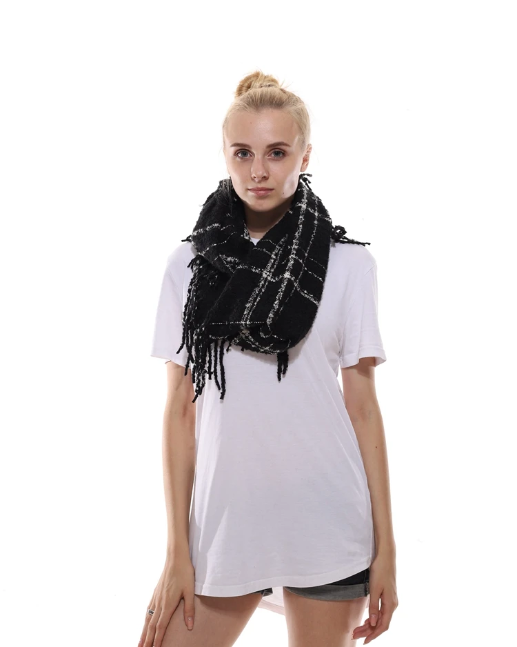 2019 Wholesale solid color plain women loop fashion infinity warm winter buffalo blanket plaid scarf