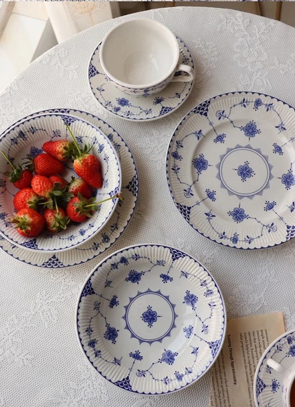 Flower Porcelain Plates and Dinnerware Factory Wholesale Blue Plate Dish Cheap Ceramic Plate Bowl Saucer Porcelain Enameled