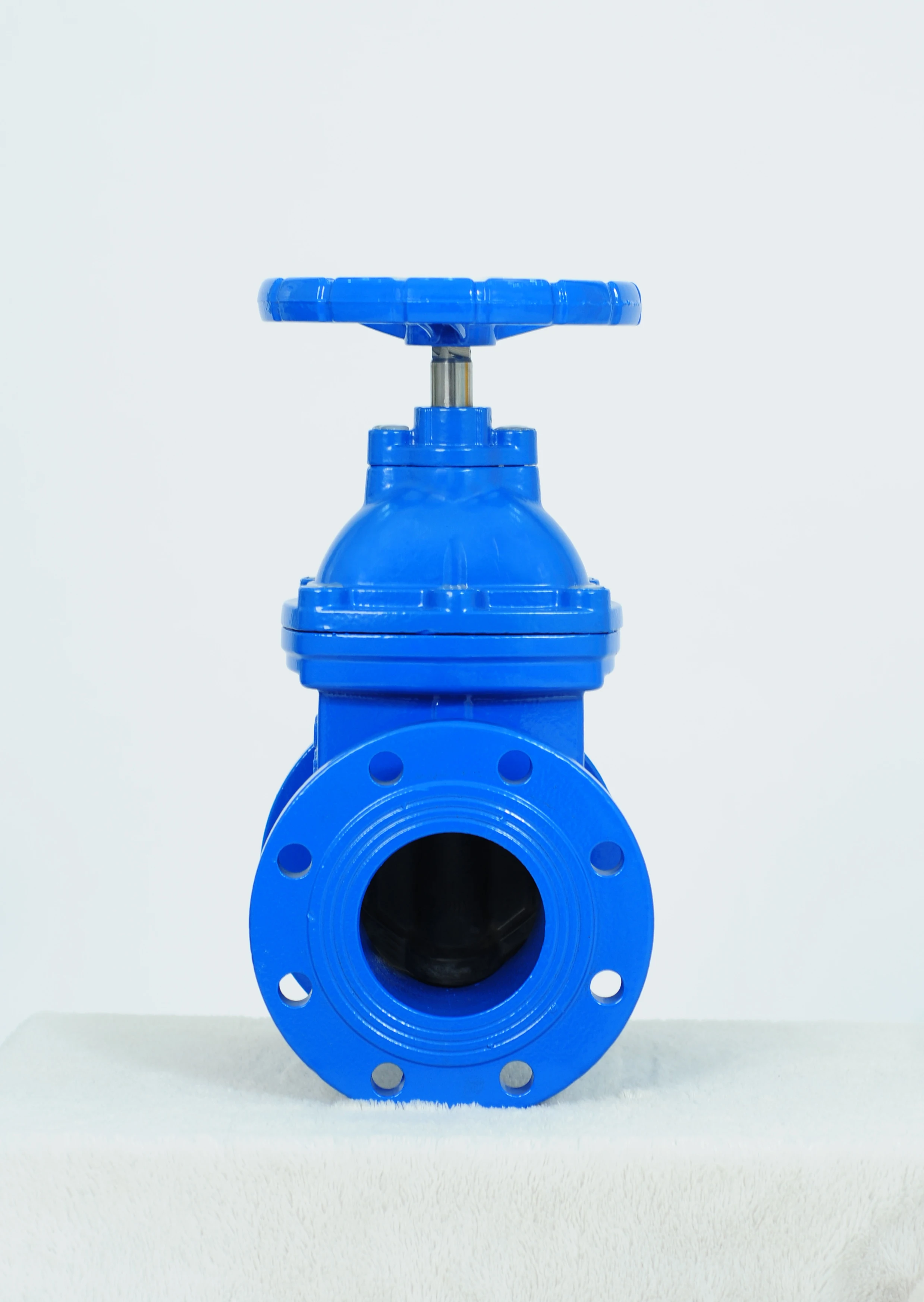 Yaosheng customizable PN10 PN16 manual gery iron rsoft-sealing gate valve for wate