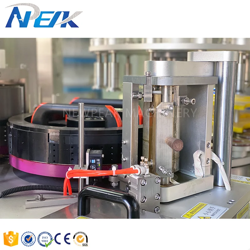 Quality Assurance OPP Hot Melt Glue Essential Glass Bottle Labeling Machine