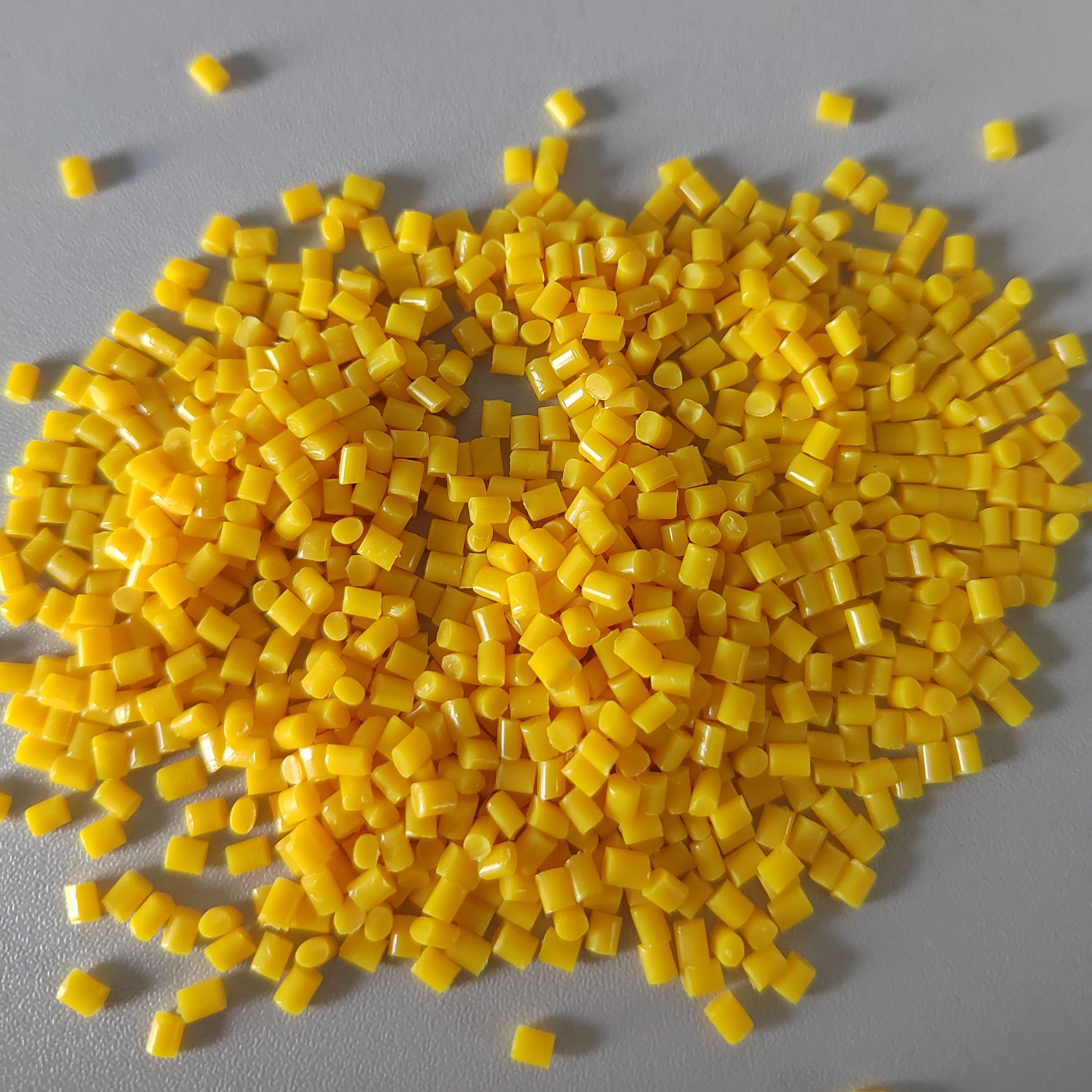 Polypropylene Plastic Polymers PP GF30 Granules High Grade PP Granules