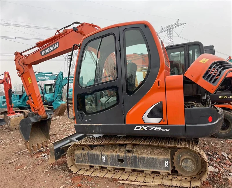 7-тонное корейское сделано замечательное качество 95% Новый Подержанный doosan dx75 экскаватор для продажи