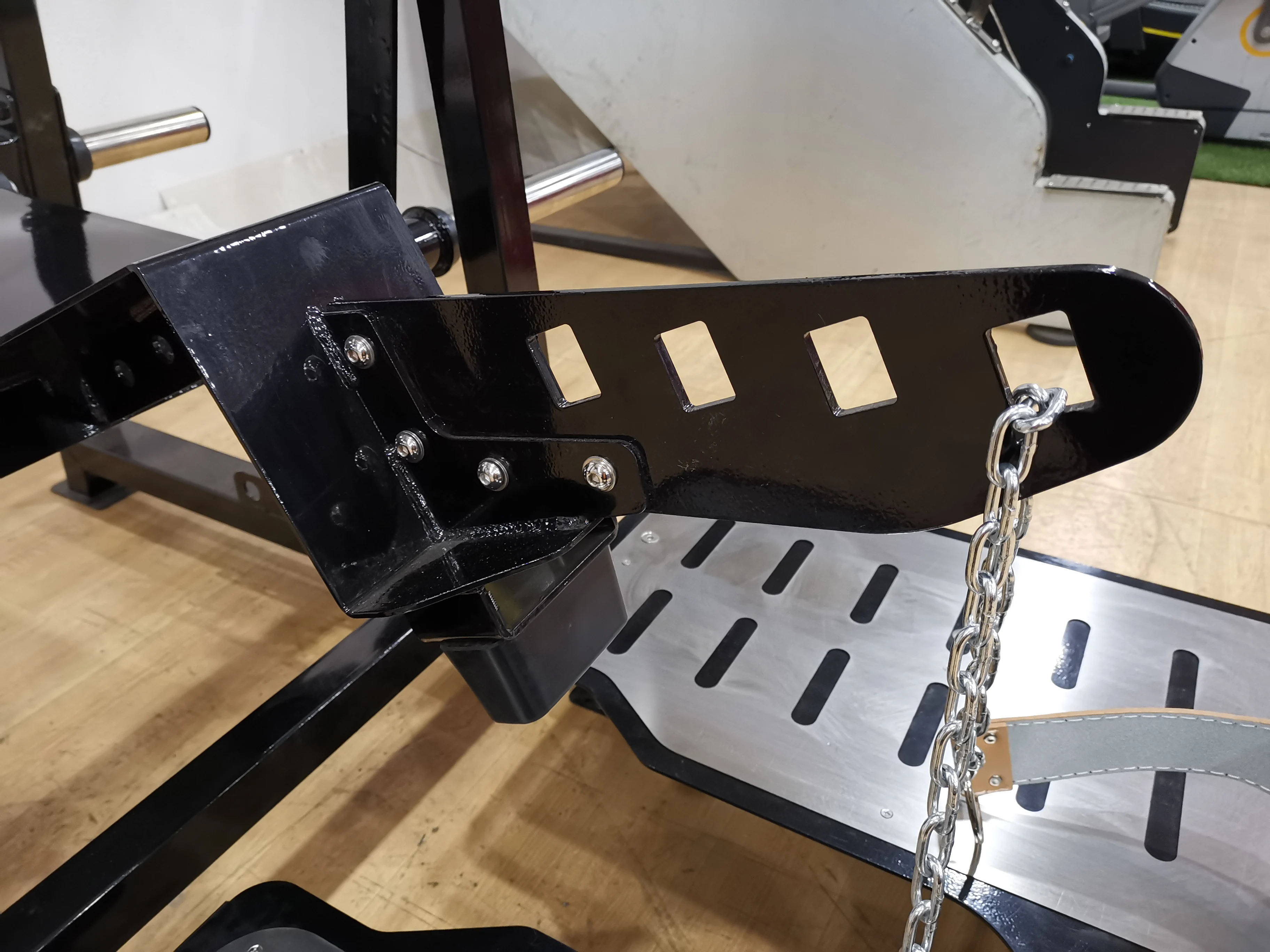 Muscle Training Fitness Equipment Belt Squat Gym Equipment For Club