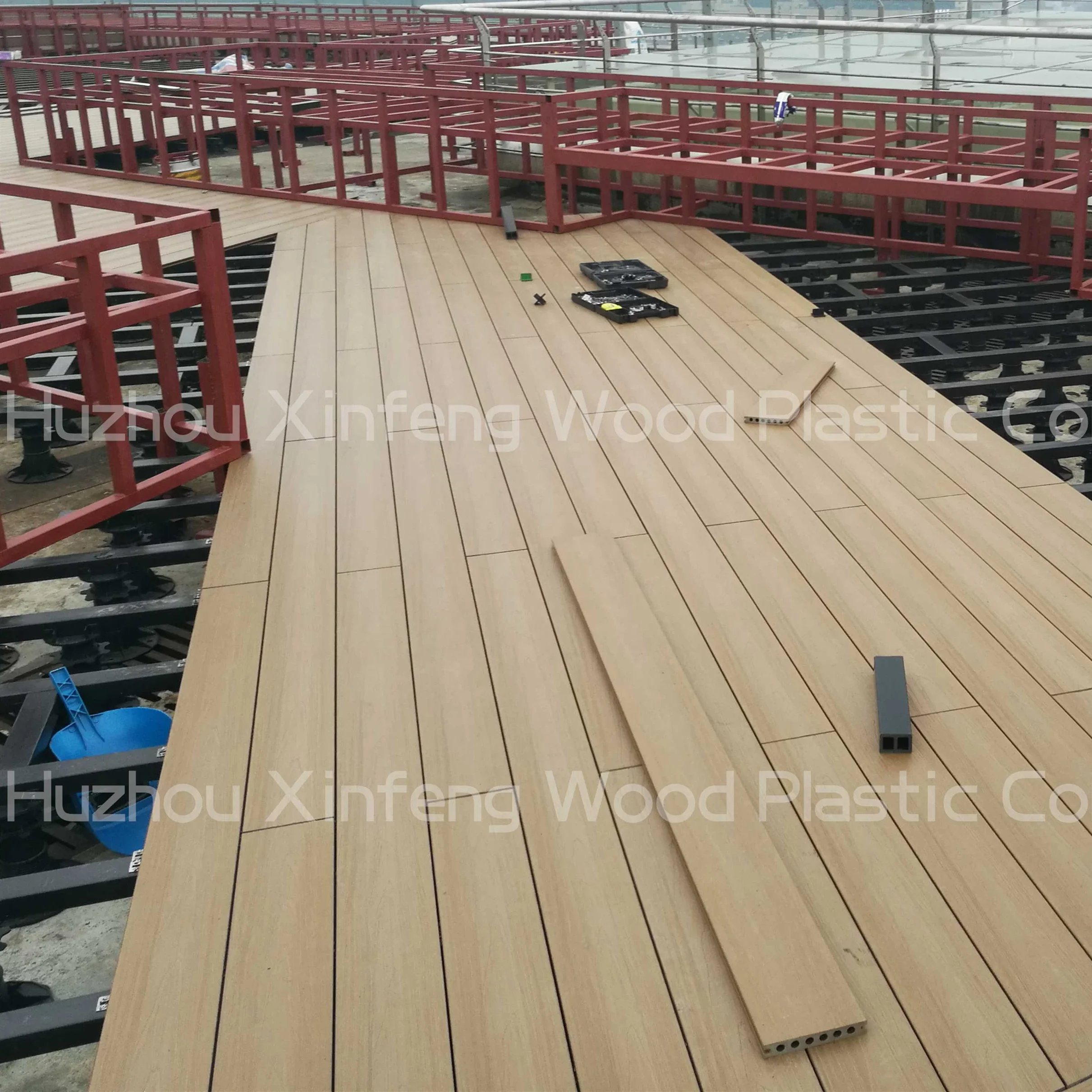 Основание настила/Пластиковые регулируемые подставки для напольного покрытия XF-T204B 66-145 мм