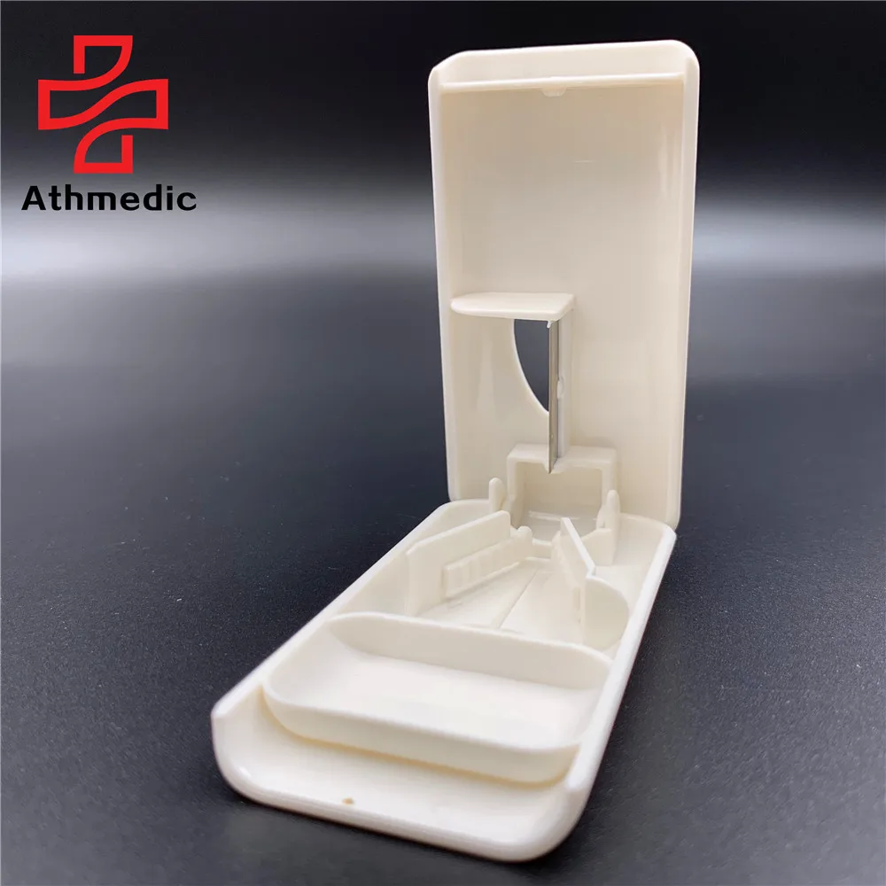 2023 Athmedic food grade drug tablet pill cutter with hold Visible pill cutter solid color pill cutter spliter