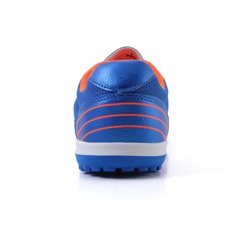 Factory customized professional football shoes outdoor sports shoes