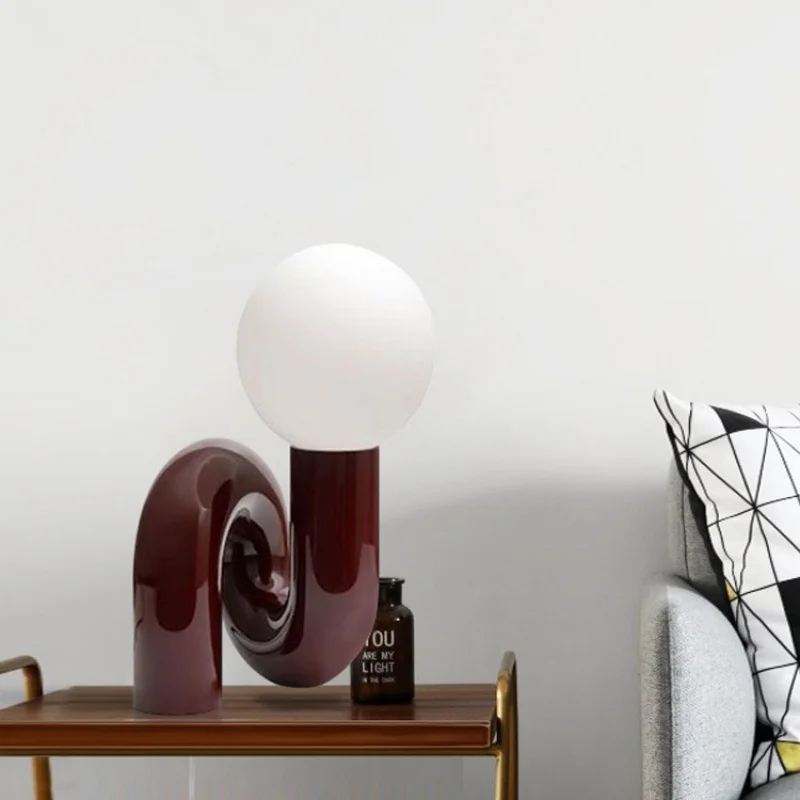 Postmodern light luxury glass lamp Nordic creative personality living room study master bedroom bedside retro desk lamp