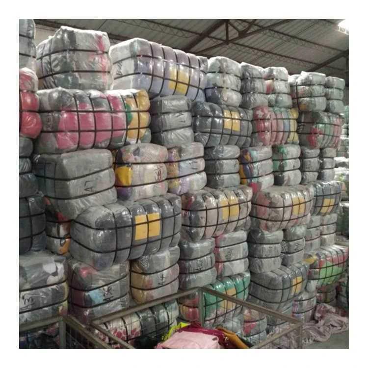 Official Second Hand Clocamisole and Shoes for Sale Price Seconswimsuit Braes for Female Ale Dress Summer Used Clothes for Women