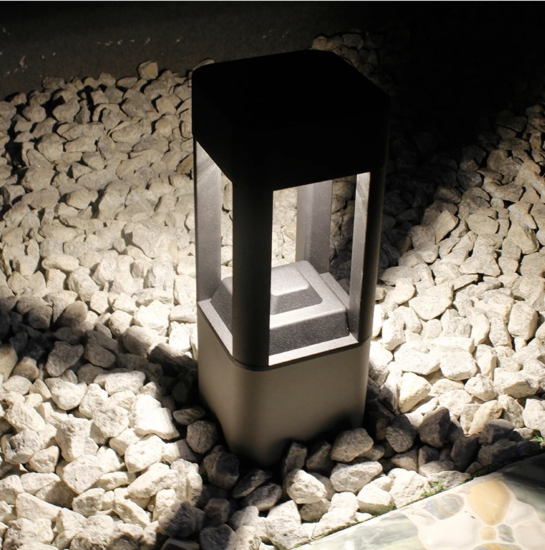Best Square Shape IP65 Waterproof 3W Sun Powered LED Solar Garden Light Outdoor Bollard