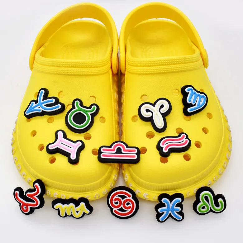
Hellosport Kids Clogs Slippers Sandals Sandalias Charms Letters Women Flatform 