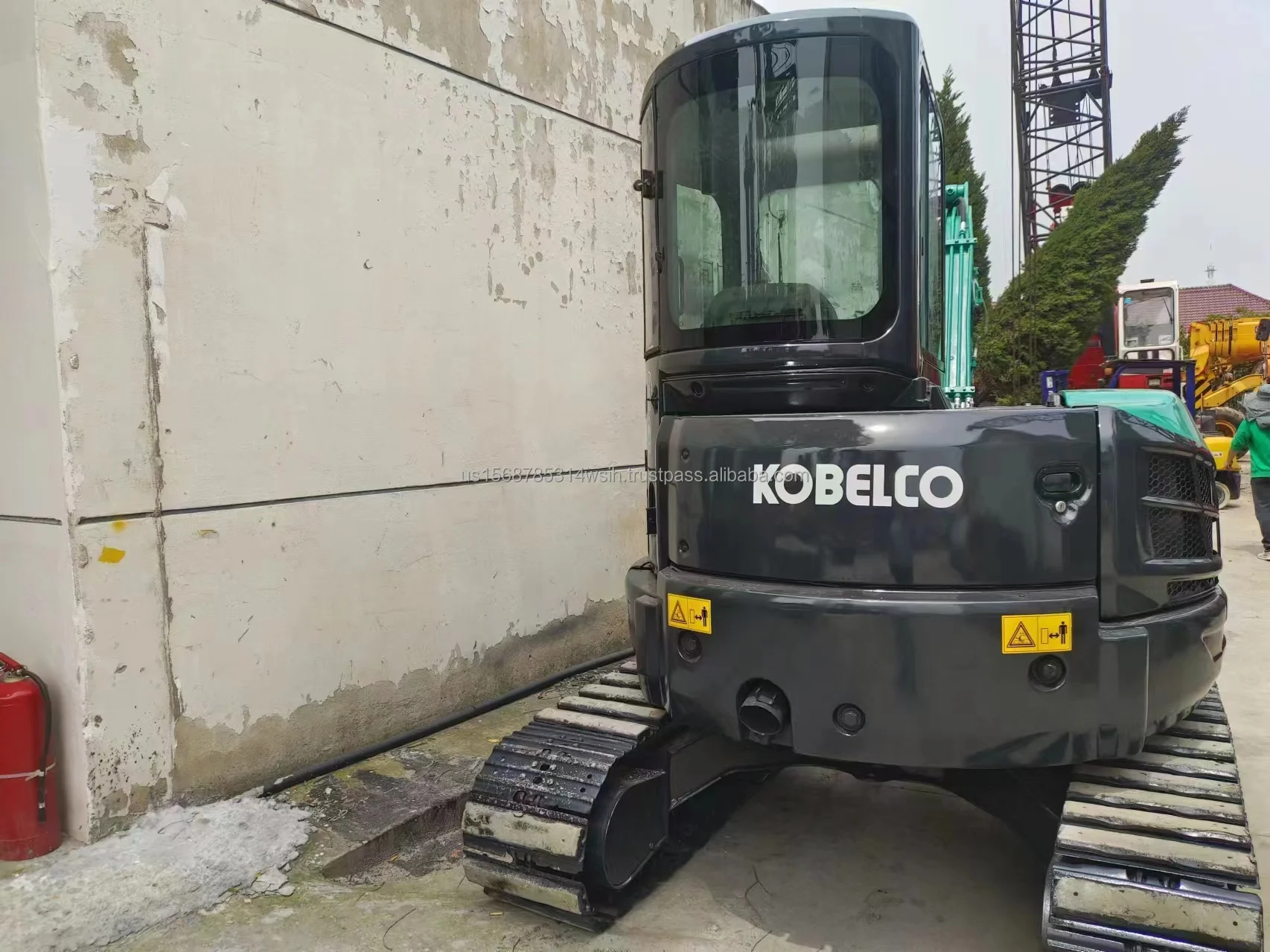 Используется оригинальный японский Гусеничный мини-экскаватор Kobelco SK55 подержанный экскаватор SK55SR